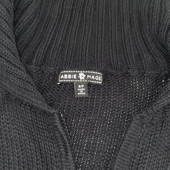 ABBIE MAGS Women's Christmas Knit Sweater Front Zip Tasseled Black/Red Size S/P - Picture 12 of 13